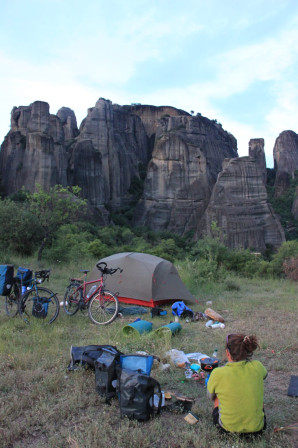 28/05 : Dernier bivouac dans les météores et ensemble...